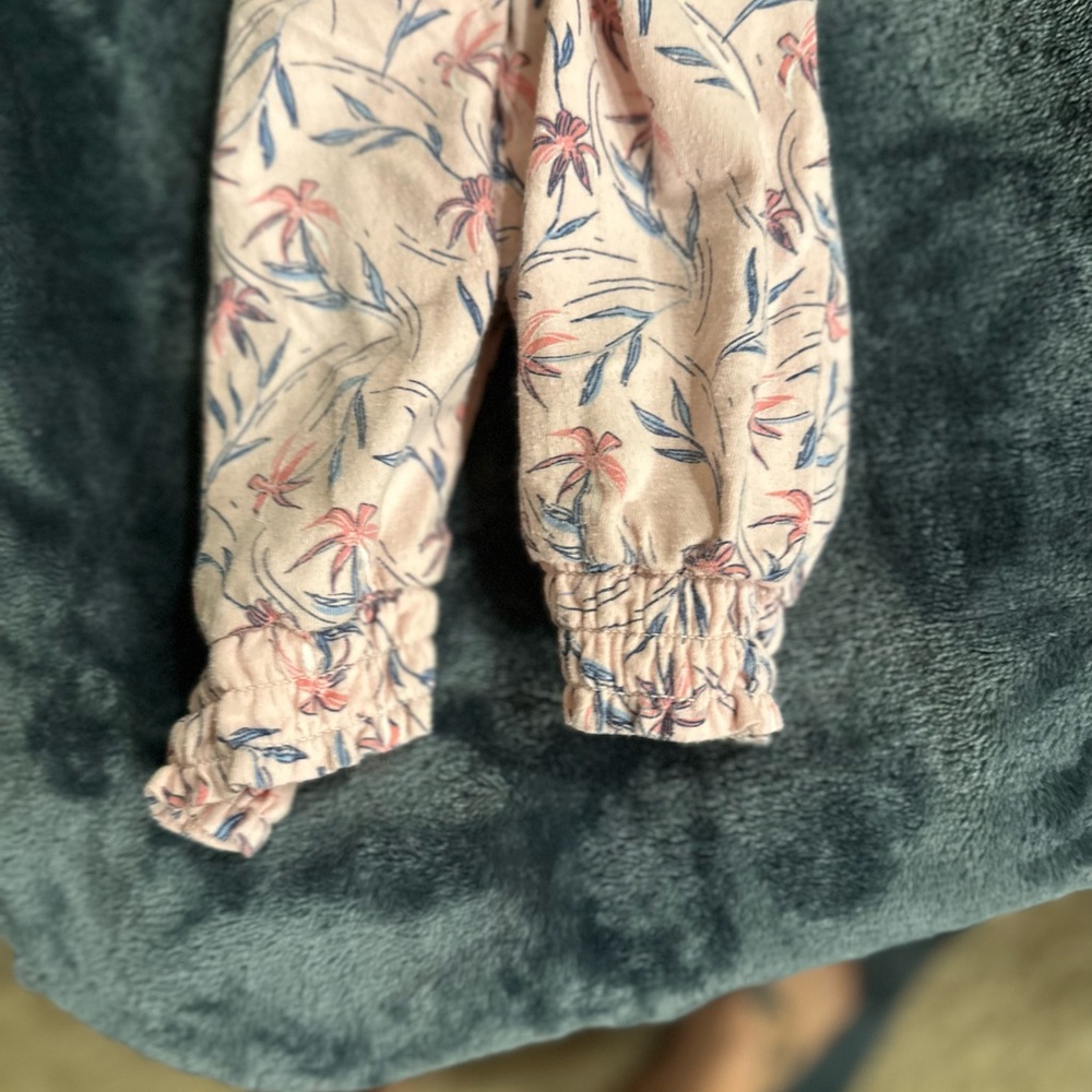 Jumpsuit - Picture 4 of 6